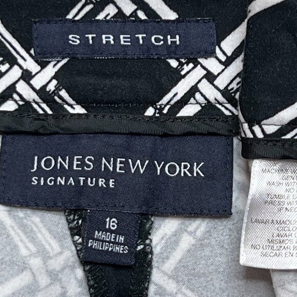 Jones NY Capri Pants Women's Size 16 Black White Bamboo Trellis Print - Picture 7 of 16